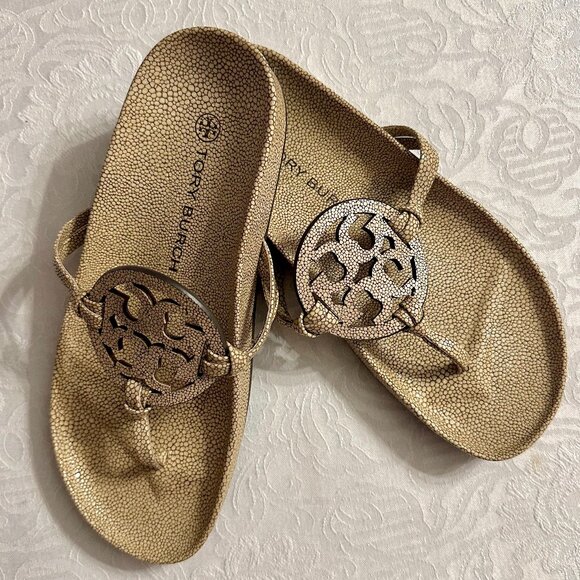 Tory Burch Miller Cloud leather sandals in sand gold stingray pattern, size 7 - Picture 1 of 4